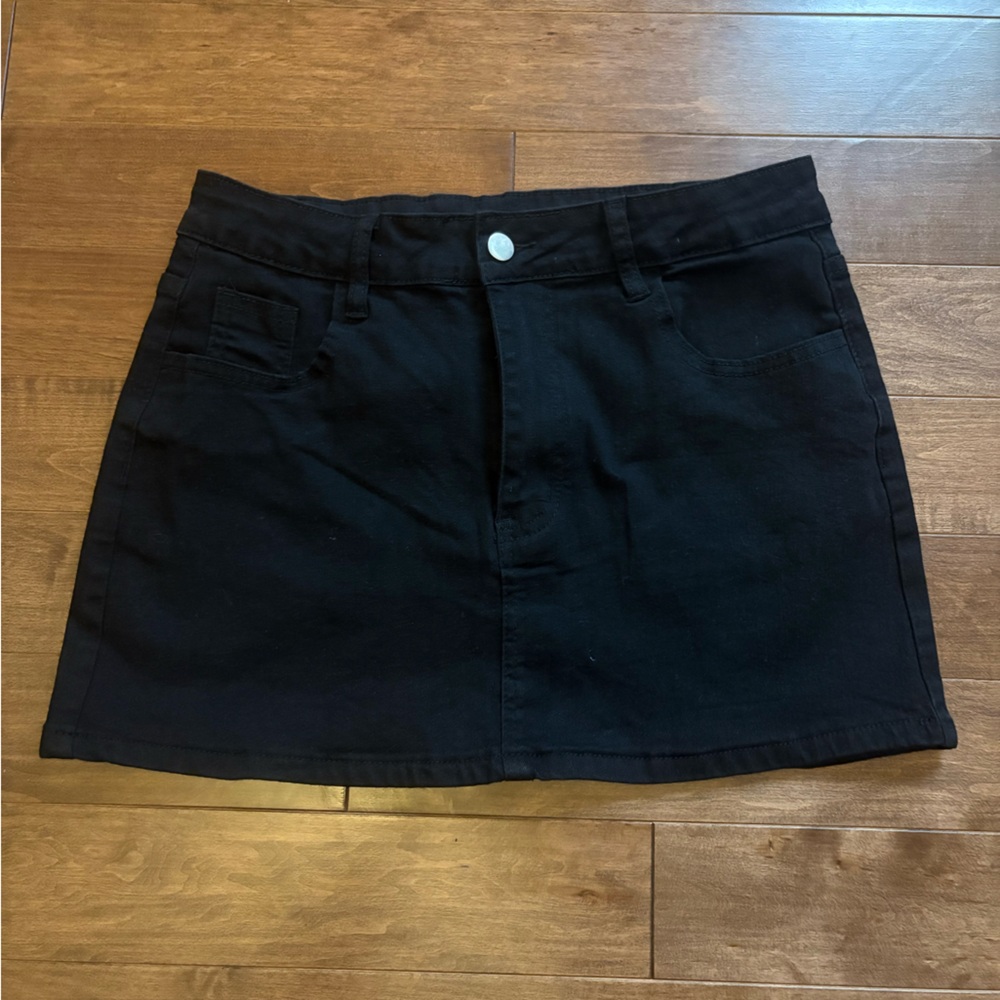 SHEIN DENIM MINI SKIRT